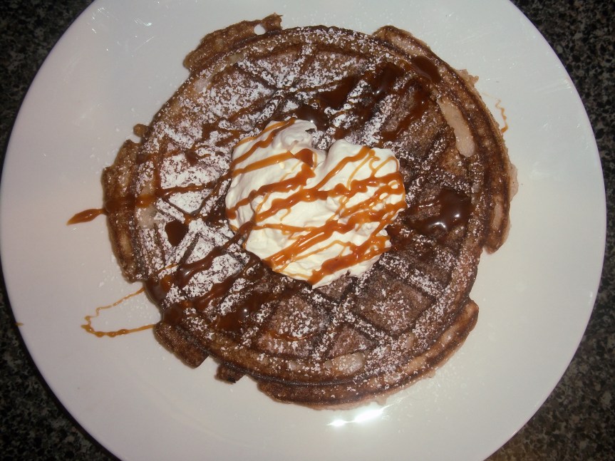 ffwd – salmon tartar and waffles &&nbsp;cream